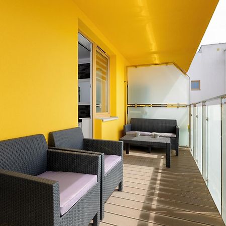 Jantar Apartamenty - Miodowy Dom City Center Kolberg Exterior foto