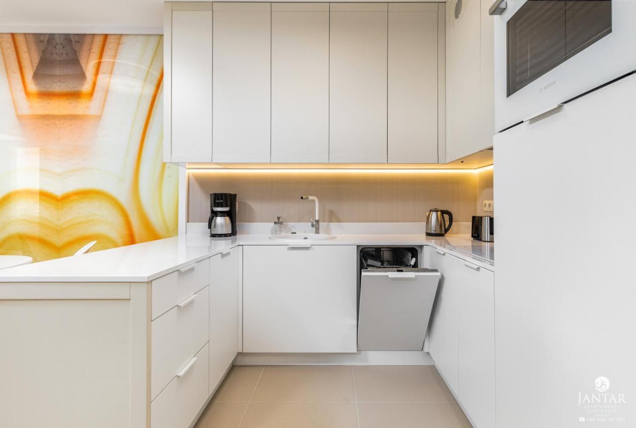 Jantar Apartamenty - Miodowy Dom City Center Kolberg Exterior foto