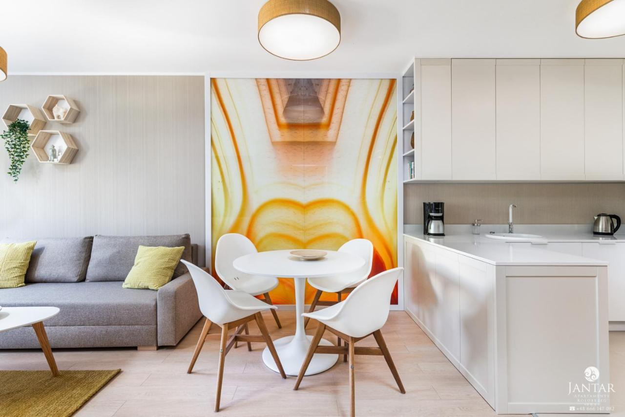 Jantar Apartamenty - Miodowy Dom City Center Kolberg Exterior foto