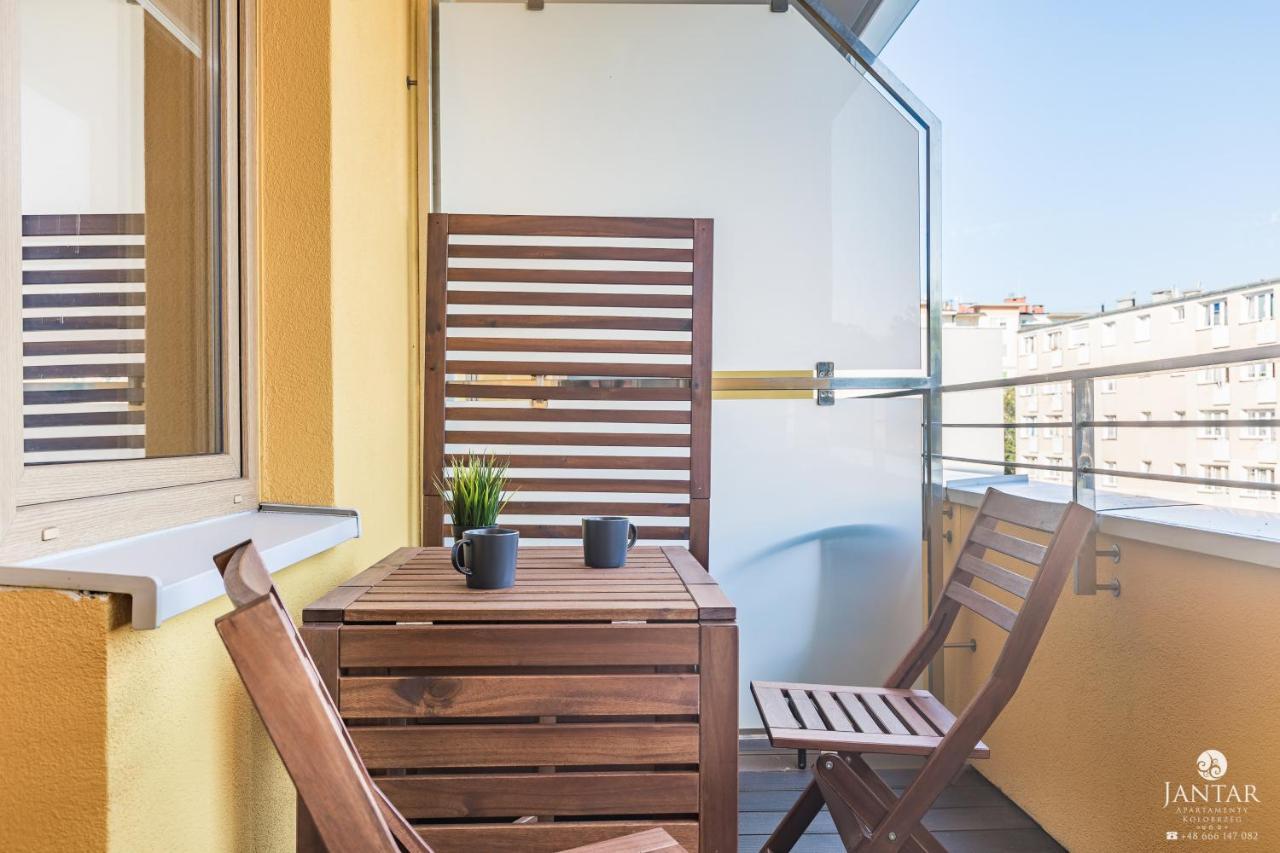 Jantar Apartamenty - Miodowy Dom City Center Kolberg Exterior foto